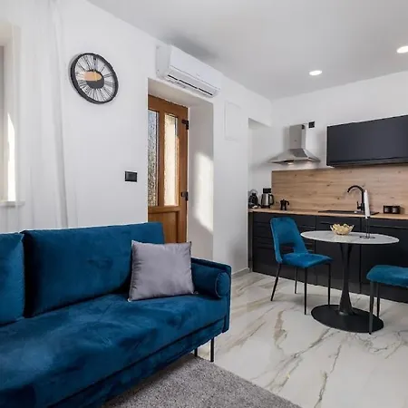 Premium 2 Apartment